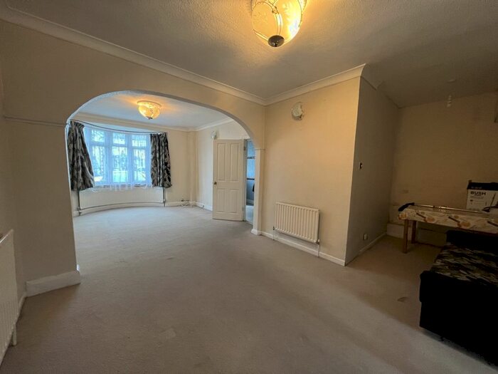 3 Bedroom Terraced House To Rent In St. Peters Road, Southall, UB1