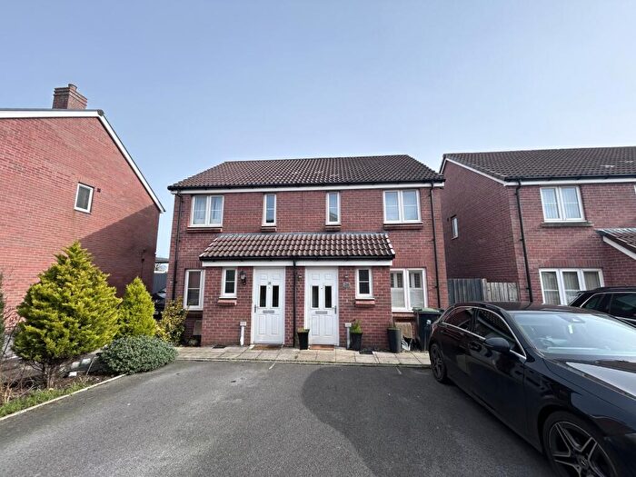 2 Bedroom Semi Detached House To Rent In Snowdrop Wynde, Shaftesbury, SP7