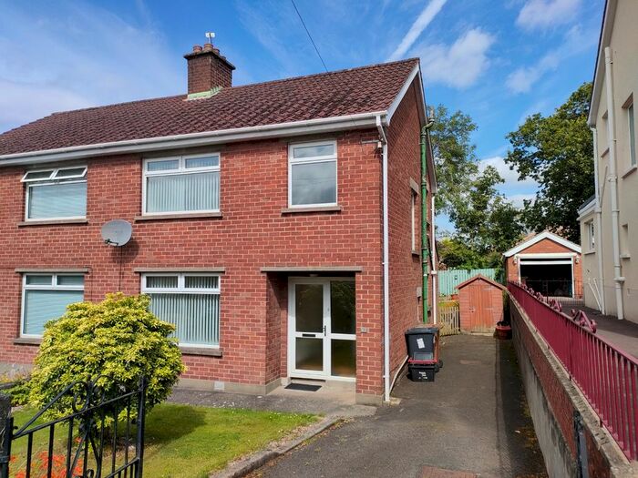 3 Bedroom Semi-Detached House To Rent In Glendale Avenue North, Belfast, BT8