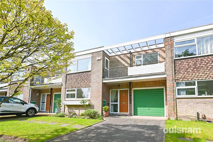 3 Bedroom Terraced House For Sale In Leigham Drive, Birmingham, West Midlands, B17