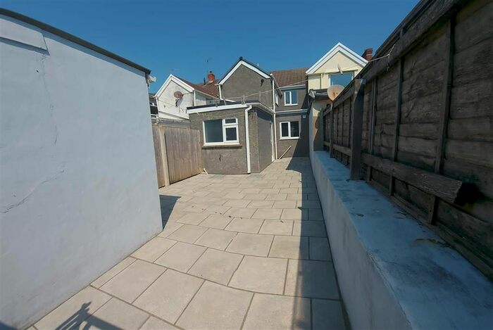 3 Bedroom Property To Rent In Fleet Street, Swansea, SA1