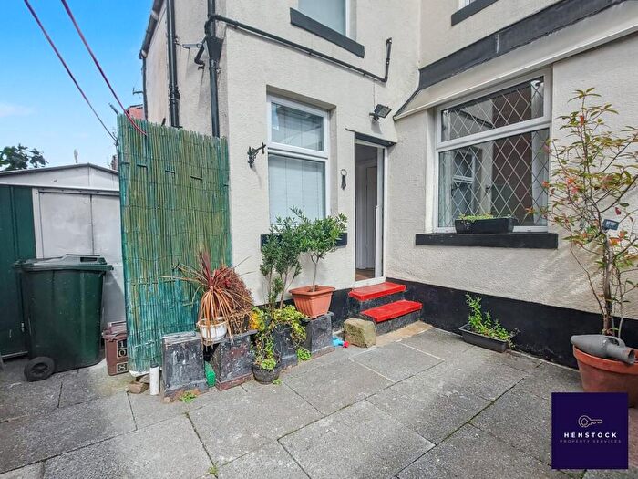 3 Bedroom Terraced House For Sale In Townley Street, Middleton, Manchester, M24