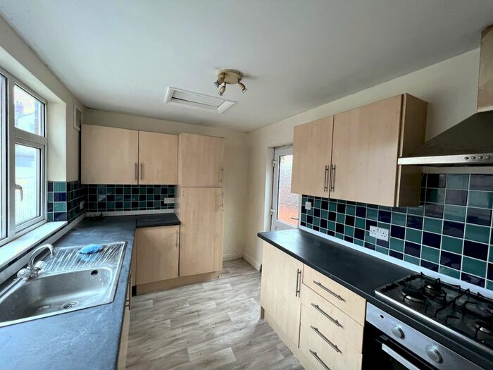 3 Bedroom Terraced House To Rent In Wellington Road, Edlington, Doncaster, DN12