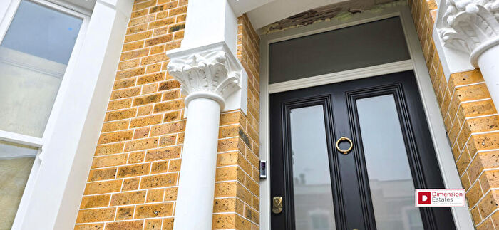 5 Bedroom Terraced House To Rent In Maury Road, Stoke Newington, Hackney, N16