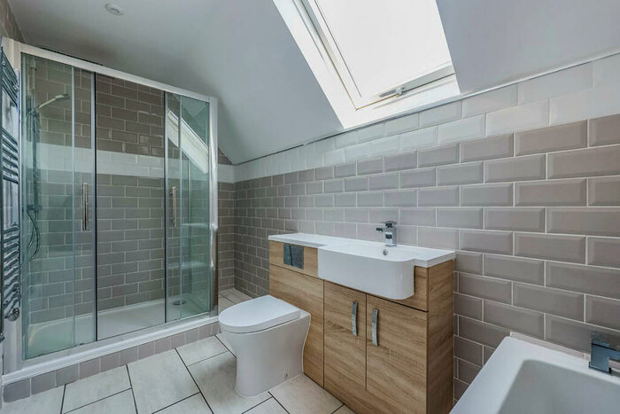 3 Bedroom Detached House To Rent In Applewood Grove, Waterlooville, Hampshire, PO7