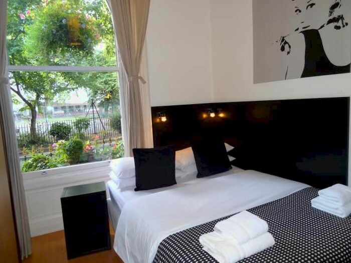 Studio To Rent In Cartwright Gardens, Bloomsbury, London, WC1H