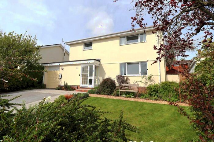 4 Bedroom Detached House For Sale In Ashley Piece, Ramsbury, Marlborough, SN8