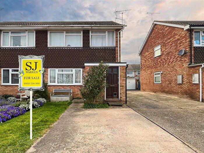 1 Bedroom Flat For Sale In Buckeridge Way, Bradwell-On-Sea, CM0
