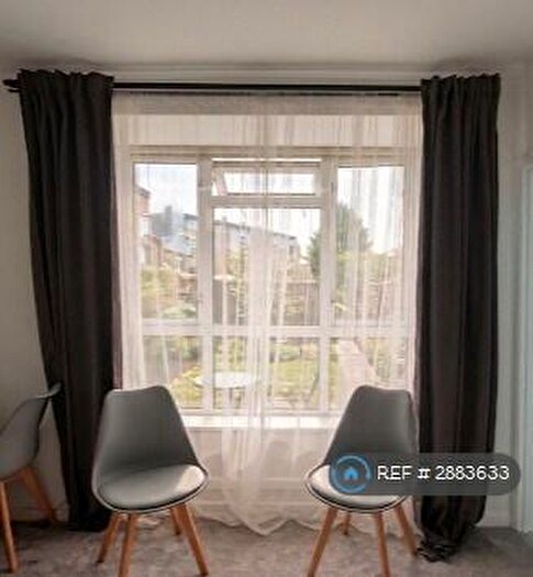 1 Bedroom Terraced House To Rent In Bevan Avenue, Barking, IG11