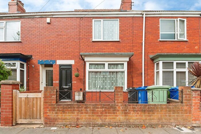 2 Bedroom Terraced House For Sale In George Street, Cleethorpes, DN35