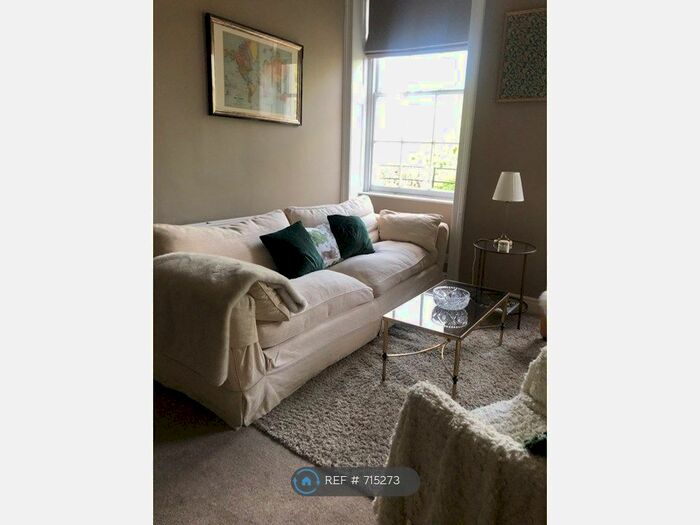 2 Bedroom Flat To Rent In Park Street, Bath, BA1