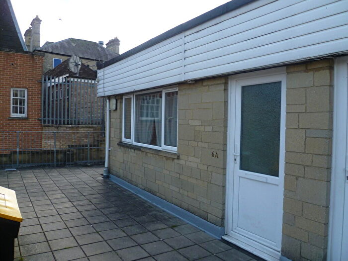 2 Bedroom Apartment To Rent In Three Horseshoes Walk, Warminster, BA12