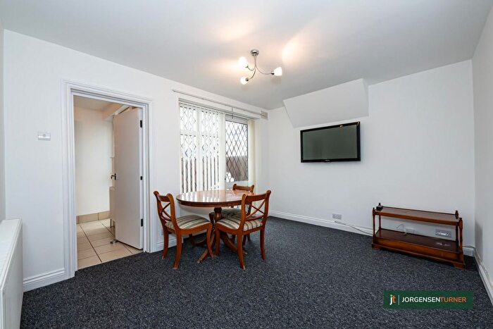 1 Bedroom Maisonette To Rent In Everton Drive, Stanmore, HA7