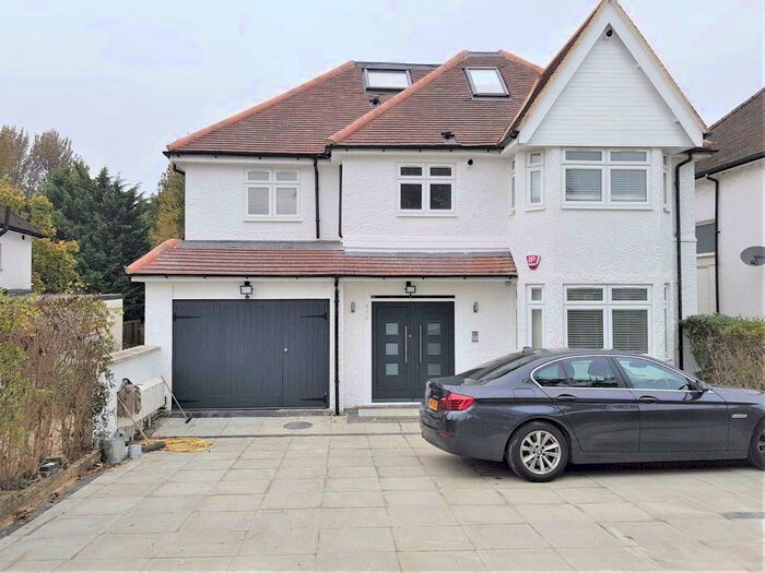 1 Bedroom Flat To Rent In Watford Way, Hendon, NW4