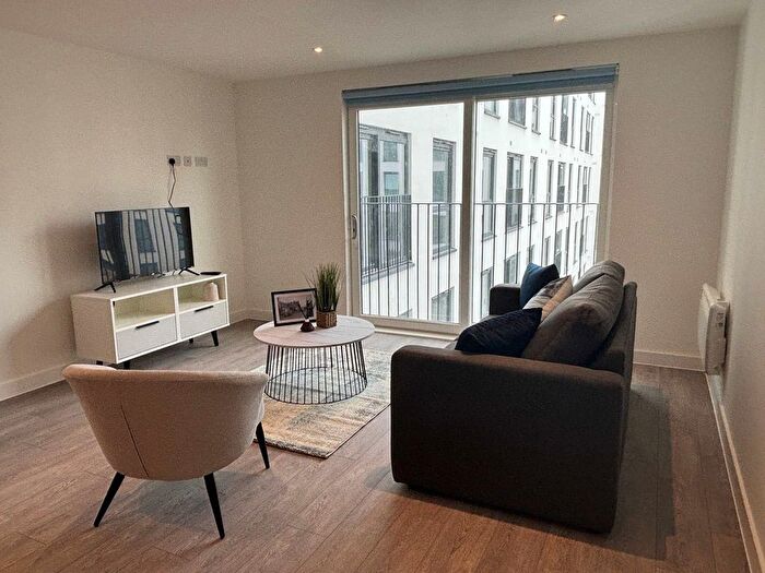 1 Bedroom Flat To Rent In Digbeth, B12