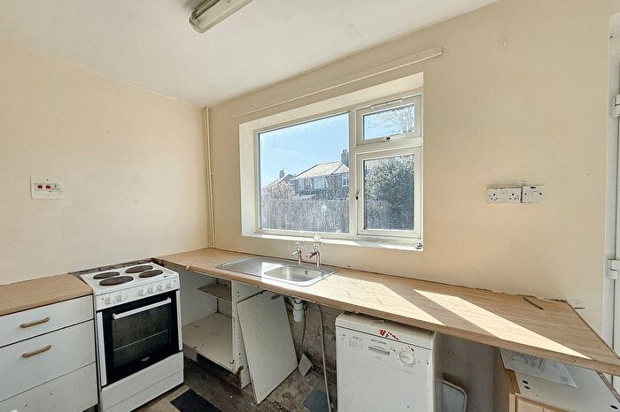2 Bedroom Semi-Detached House For Sale In Hawthorn Crescent, Washington, NE38