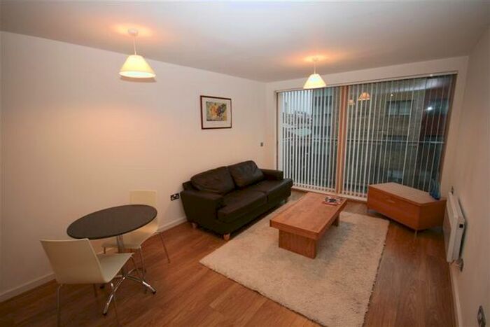 1 Bedroom Flat To Rent In Hornbeam Way, Manchester, M4