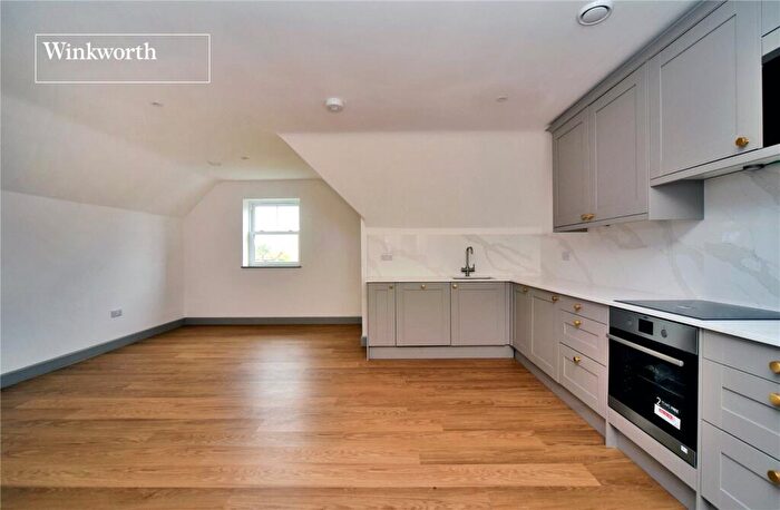 1 Bedroom Apartment For Sale In Malden Road, Cheam, Sutton, SM3