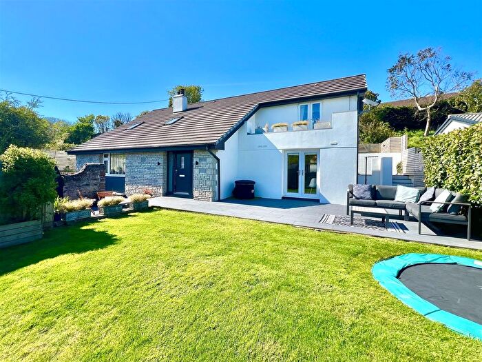 5 Bedroom Detached House For Sale In Grist Lane, Angarrack, Hayle, TR27