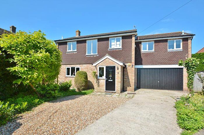 4 Bedroom Detached House For Sale In Old Croft Close, Kingston Blount, OX39