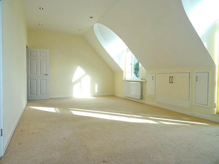 2 Bedroom Flat To Rent In Pinewood House Gerard Street Heeley Sheffieldf, S8