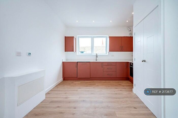 1 Bedroom Flat To Rent In Woodgrange Road, Forest Gate, E7