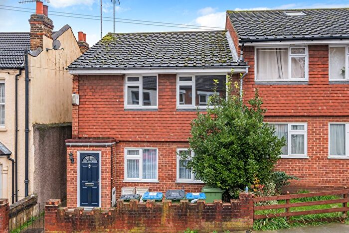 2 Bedroom Maisonette To Rent In Admaston Road, London, SE18