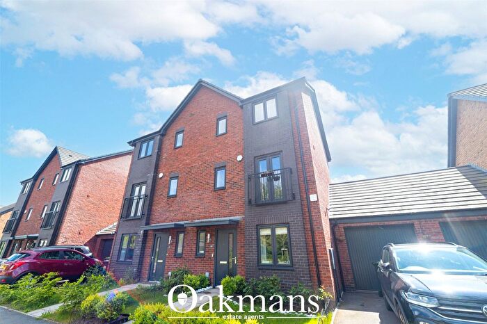 4 Bedroom Detached House For Sale In Waterside Crescent, Oldbury, West Midlands, B69