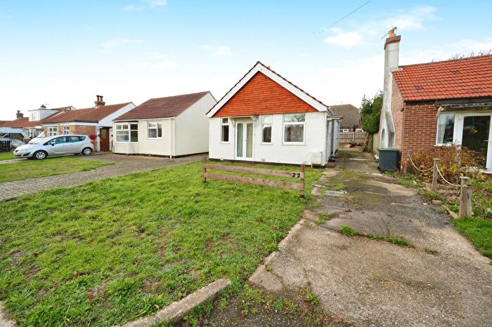 2 Bedroom Detached House For Sale In Sea Front Estate, Hayling Island, Hampshire, PO11