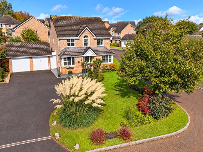 4 Bedroom Detached House For Sale In Heol Towy, Caldicot, NP26