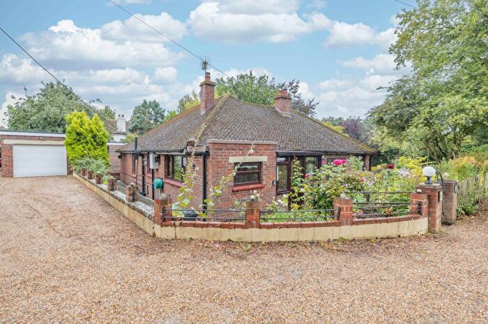 3 Bedroom Bungalow For Sale In The Hill, Littlebourne, Canterbury, Kent, CT3