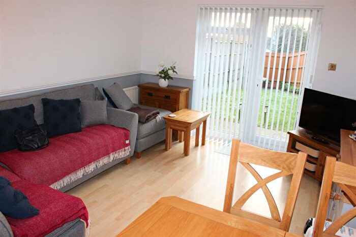 2 Bedroom Semi-Detached House For Sale In Northacre Road, Oakwood, Derby, DE21