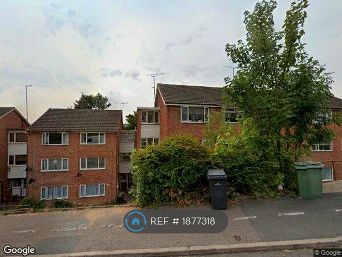 2 Bedroom Flat To Rent In Brendon Avenue, Luton, LU2
