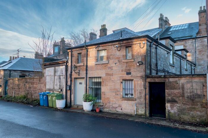 3 Bedroom Mews To Rent In Cleveden Crescent Lane, Kelvinside, Glasgow, G12