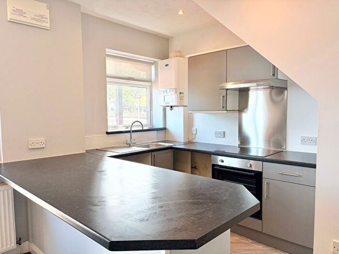 2 Bedroom Flat To Rent In Ethelbert Crescent, Margate, CT9