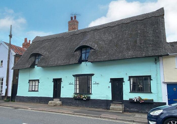 2 Bedroom End Of Terrace House For Sale In High Street, Ixworth, Suffolk, IP31