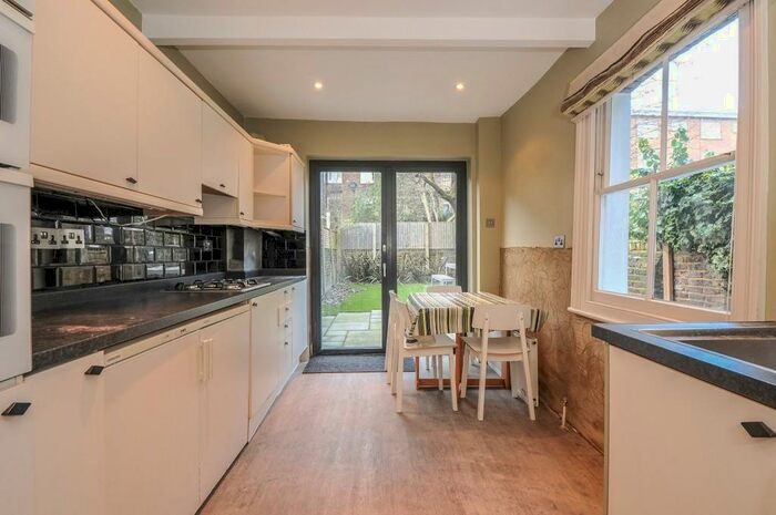 4 Bedroom Terraced House To Rent In Corbyn Street, Hornsey, N4