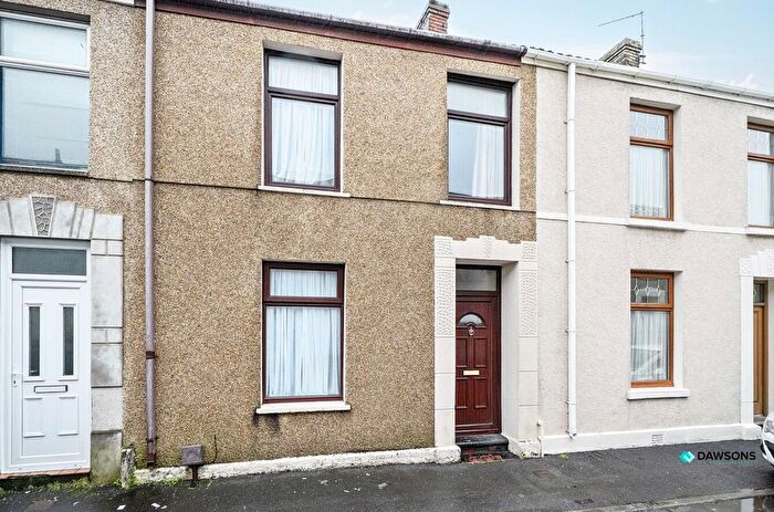 3 Bedroom Terraced House For Sale In Gilbert Crescent, Llanelli, SA15