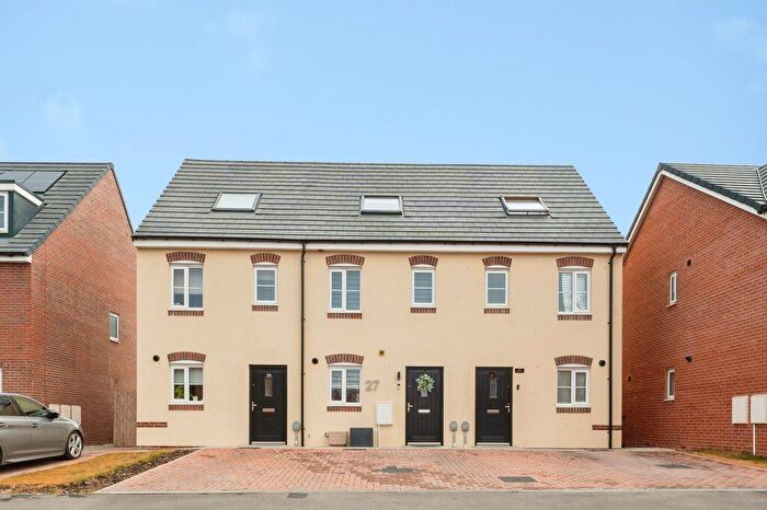 3 Bedroom Terraced House For Sale In Buttercup Way, Scartho Top, DN33