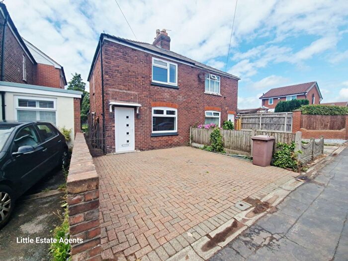 3 Bedroom Semi-Detached House To Rent In Haresfinch Road, St. Helens, WA11