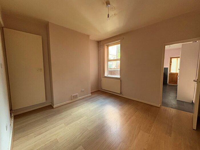 2 Bedroom Terraced House For Sale In Parkes Street, Smethwick, B67