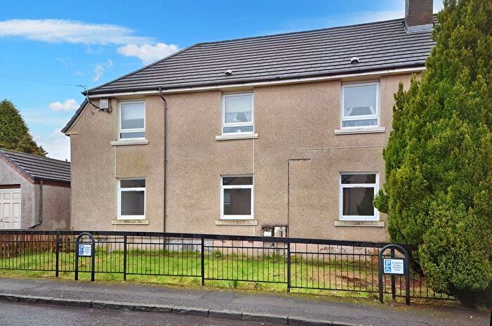 3 Bedroom Flat To Rent In Cuilmuir View, Croy, G65