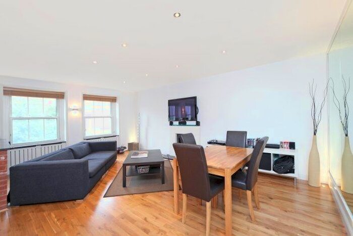 3 Bedroom Flat To Rent In Ennismore Gardens, London, SW7