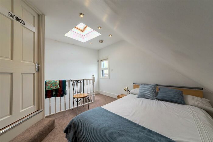 1 Bedroom Town House To Rent In Verulam Road, St. Albans, AL3