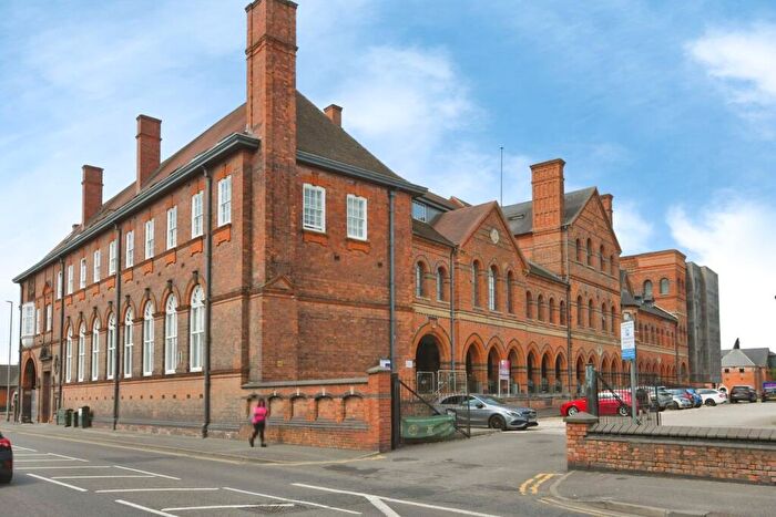 2 Bedroom Apartment For Sale In Warwick Brewery, Newark, NG24
