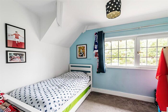 3 Bedroom End Of Terrace House For Sale In Eastbourne Road, South Godstone, RH9