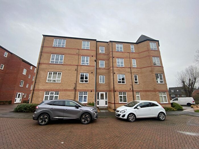 2 Bedroom Flat To Rent In Wildacre Drive, Northampton, NN3