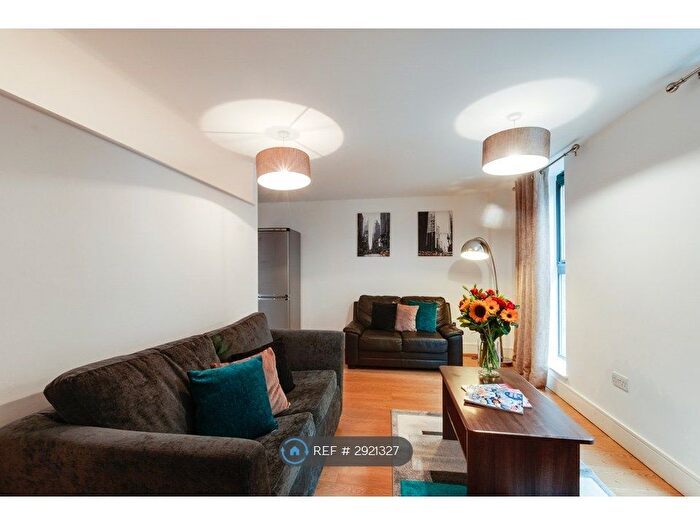 2 Bedroom Flat To Rent In Cumberland Street, Liverpool, L1