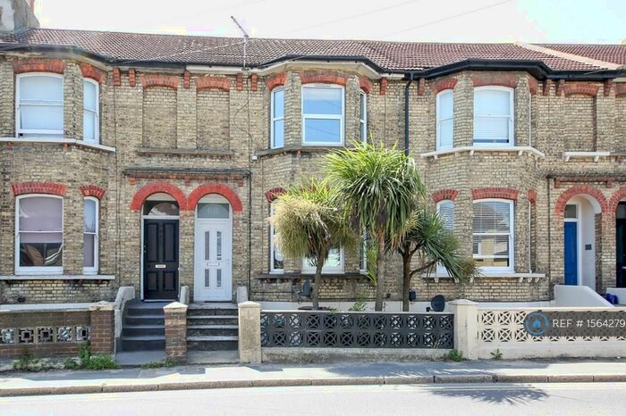 2 Bedroom Maisonette To Rent In Trafalgar Road, Portslade, Brighton, BN41