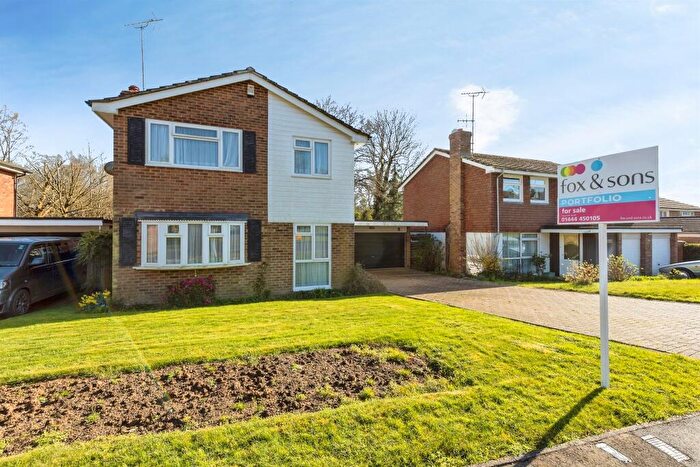 4 Bedroom Detached House For Sale In Greenhill Way, Haywards Heath, RH17